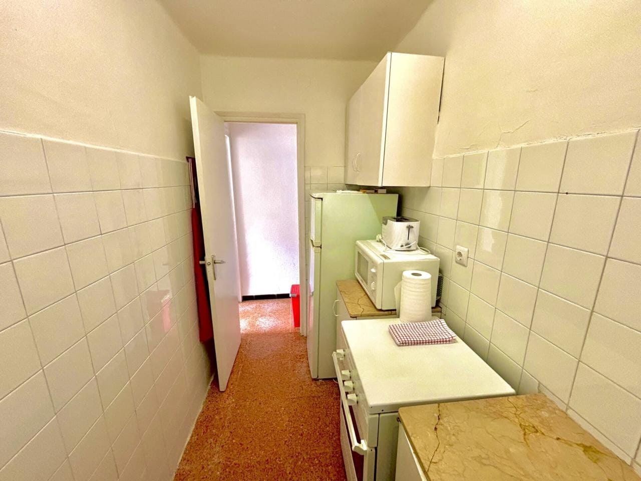 2 makuuhuone Asunto myytävänä paikassa Santa Cristina d'Aro mukana 
autotalli - 160 000 € (Ref: 9986159)