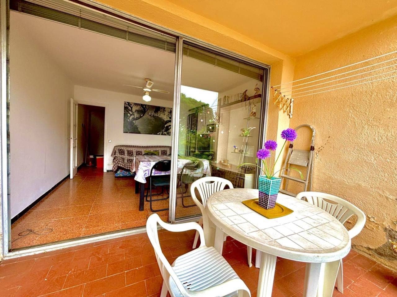 2 makuuhuone Asunto myytävänä paikassa Santa Cristina d'Aro mukana 
autotalli - 160 000 € (Ref: 9986159)