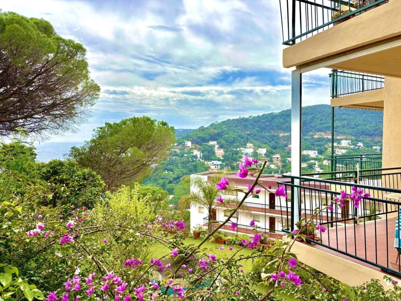 2 makuuhuone Asunto myytävänä paikassa Santa Cristina d'Aro mukana 
autotalli - 160 000 € (Ref: 9986159)