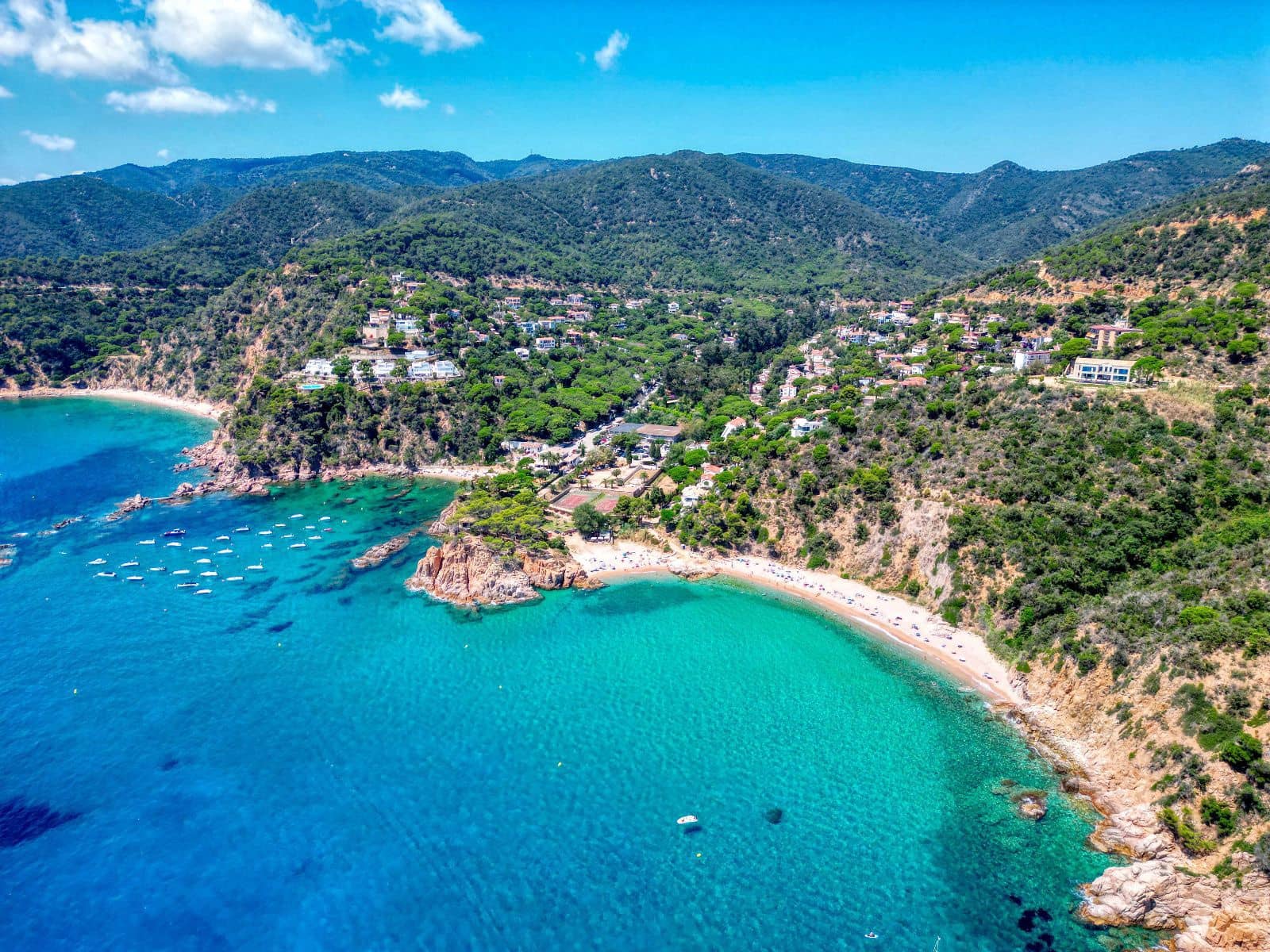 2 makuuhuone Asunto myytävänä paikassa Santa Cristina d'Aro mukana 
autotalli - 160 000 € (Ref: 9986159)