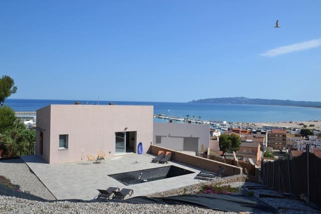 3 bedroom Villa for sale in L'Estartit, Torroella de Montgrí with pool garage - € 980,000 (Ref: 7422463)