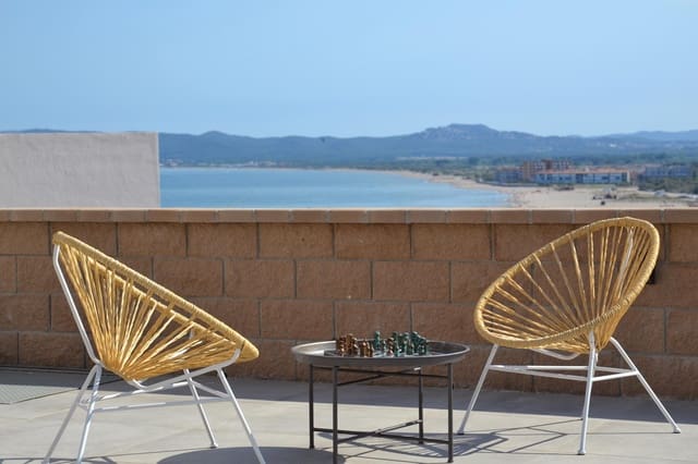 3 bedroom Villa for sale in L'Estartit, Torroella de Montgrí with pool garage - € 980,000 (Ref: 7422463)