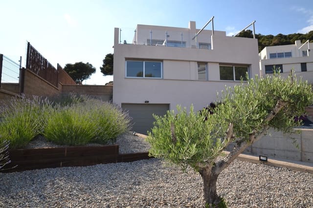 3 bedroom Villa for sale in L'Estartit, Torroella de Montgrí with pool garage - € 980,000 (Ref: 7422463)