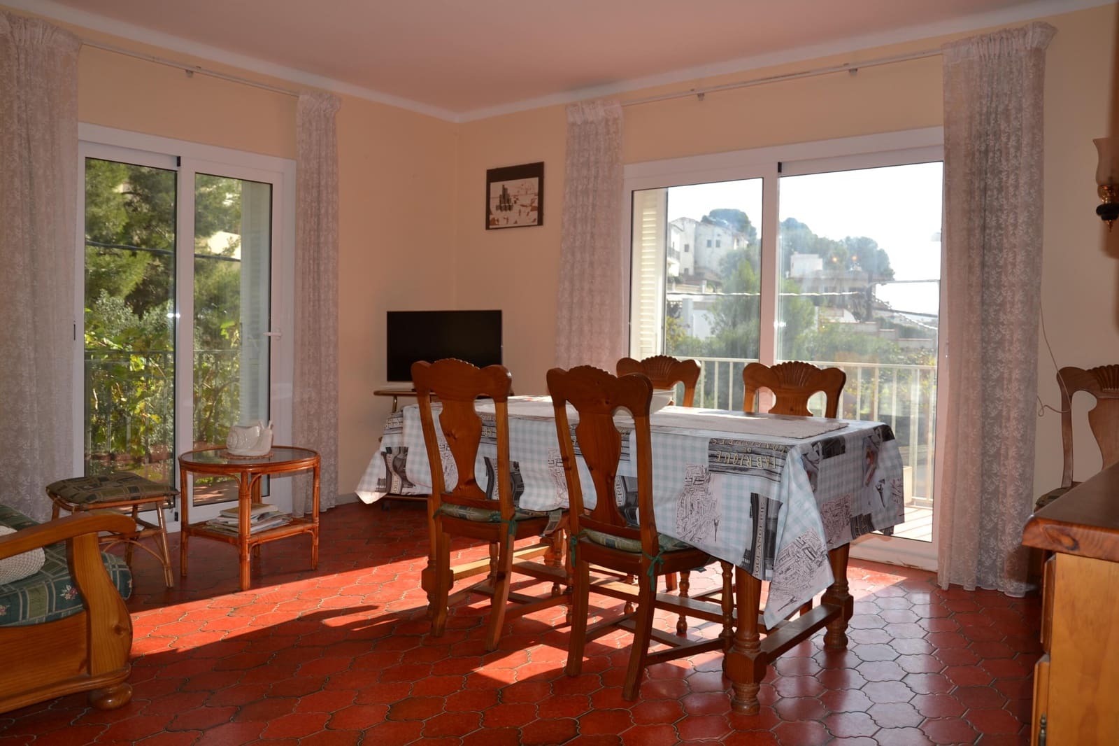 4 soveværelse Semi-Rækkehus til salg i L'Estartit med garage - € 320.000 (Ref: 8057503)