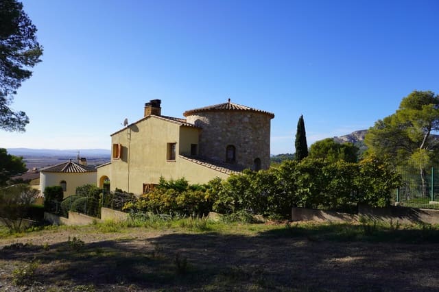 4 bedroom Villa for sale in L'Estartit, Torroella de Montgrí with pool garage - € 595,000 (Ref: 8061296)