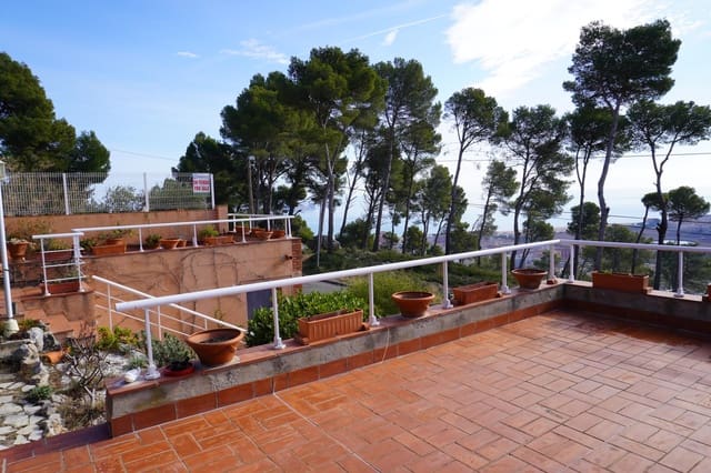 3 bedroom Villa for sale in L'Estartit, Torroella de Montgrí with garage - € 590,000 (Ref: 8061301)