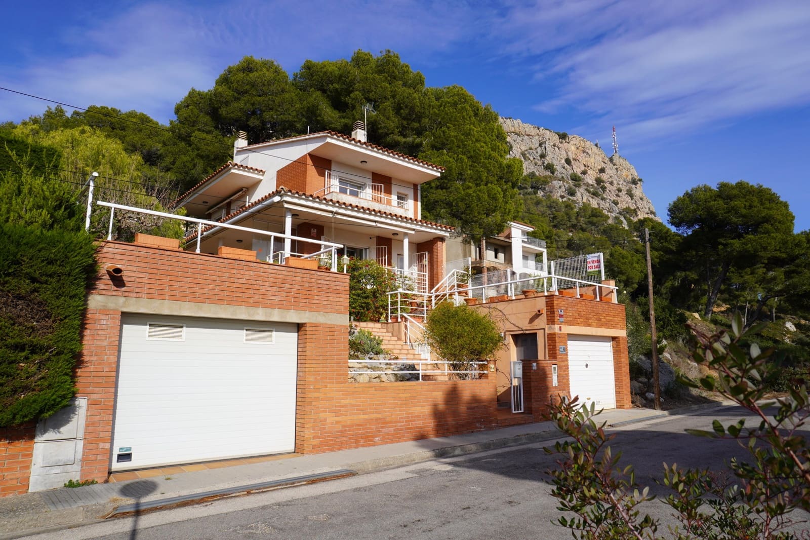 3 slaapkamer Villa te koop in L'Estartit met garage - € 590.000 (Ref: 8061301)