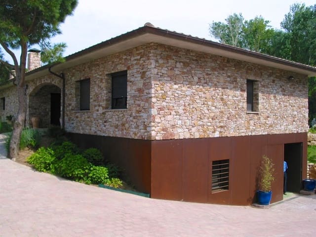 5 bedroom Villa for sale in Pals with pool garage - € 1,700,000 (Ref: 8311571)