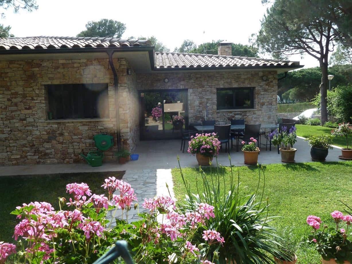 5 soveværelse Villa til salg i Pals med swimmingpool garage - € 1.700.000 (Ref: 8311571)