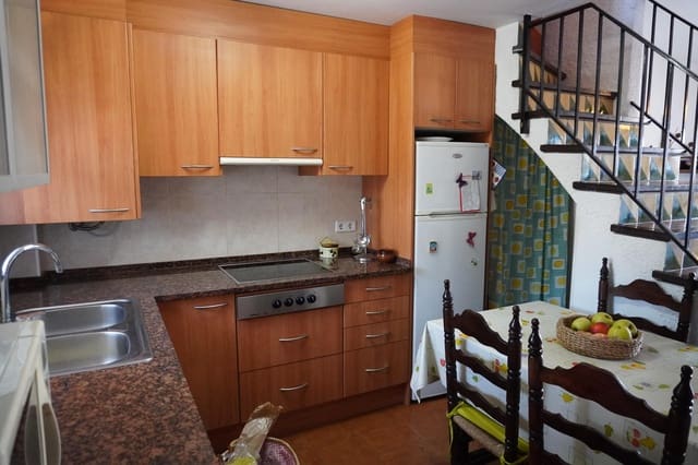 1 bedroom Terraced Villa for sale in L'Estartit, Torroella de Montgrí with garage - € 155,000 (Ref: 8474299)