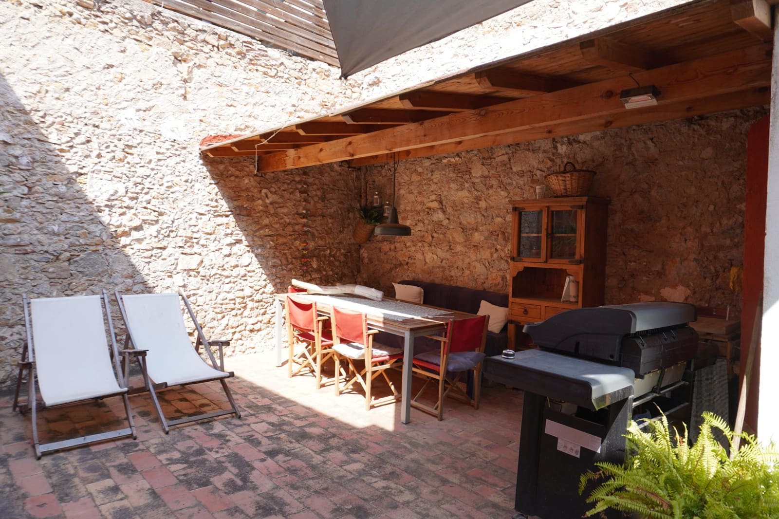 6 soveværelse Byhus til salg i Torroella de Montgri med garage - € 290.000 (Ref: 8475552)