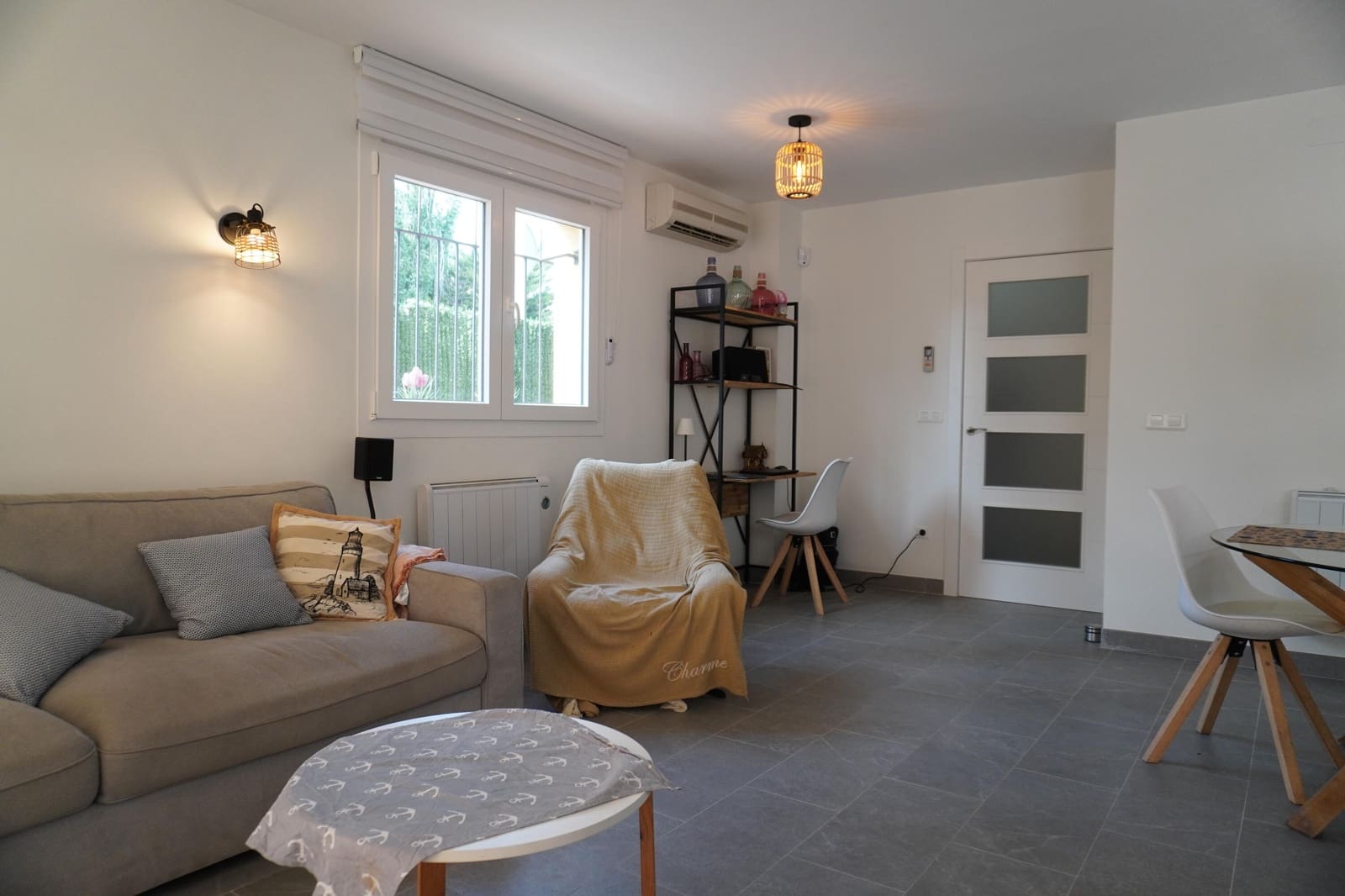 4 soveværelse Semi-Rækkehus til salg i L'Estartit med swimmingpool garage - € 375.000 (Ref: 8476466)