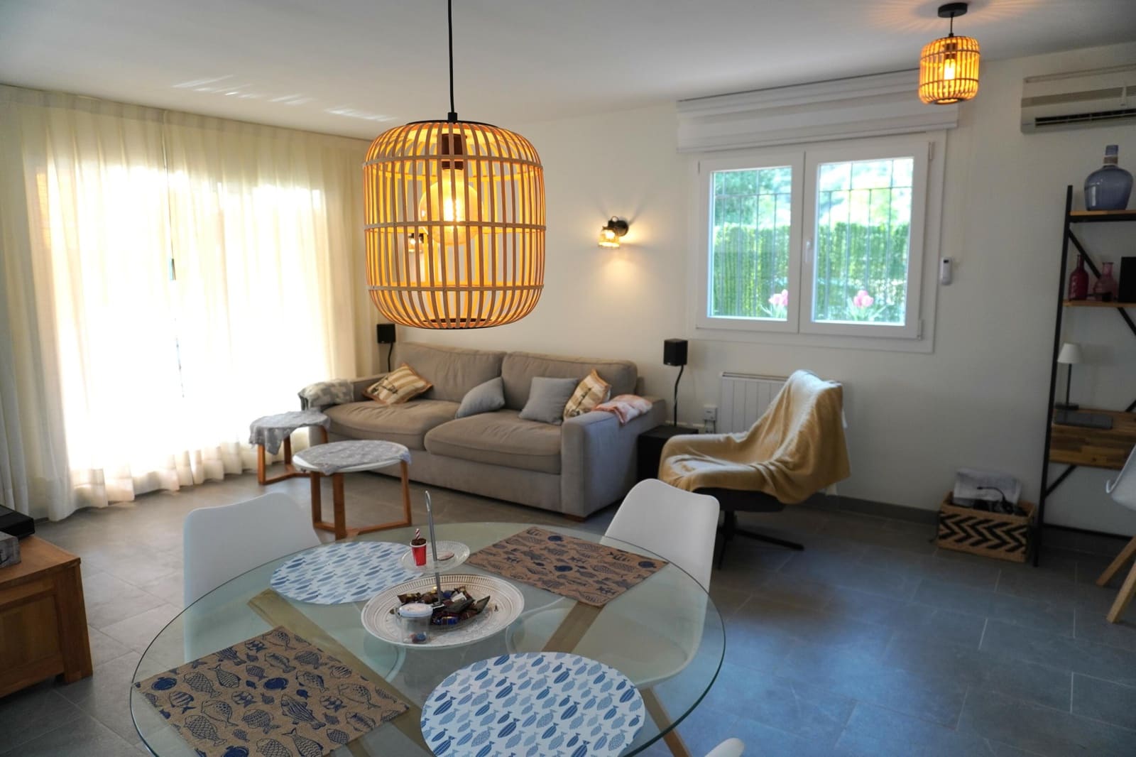 4 soveværelse Semi-Rækkehus til salg i L'Estartit med swimmingpool garage - € 375.000 (Ref: 8476466)