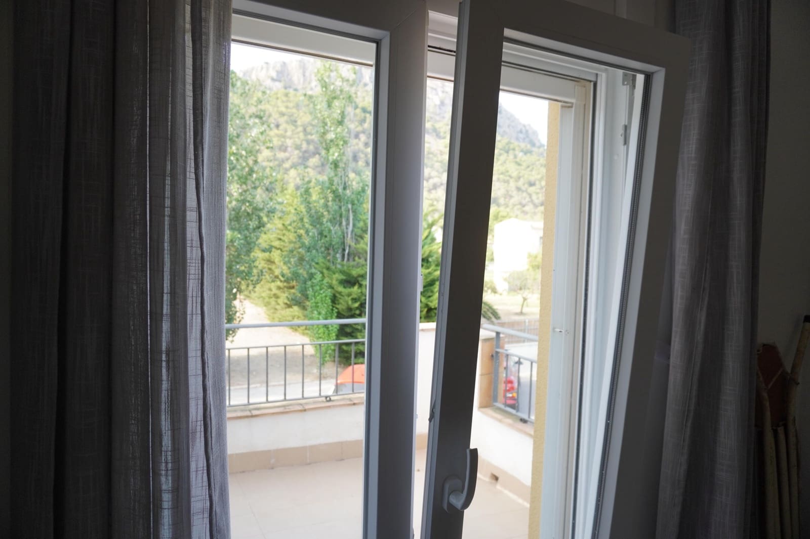 4 soveværelse Semi-Rækkehus til salg i L'Estartit med swimmingpool garage - € 375.000 (Ref: 8476466)