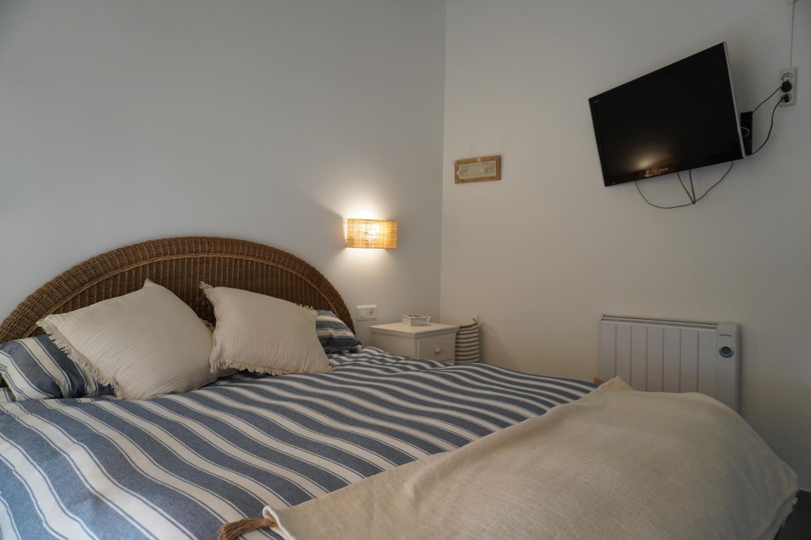 4 soveværelse Semi-Rækkehus til salg i L'Estartit med swimmingpool garage - € 375.000 (Ref: 8476466)