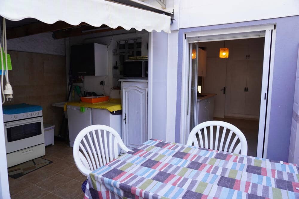 4 slaapkamer Halfvrijstaande villa te koop in L'Estartit met garage - € 260.000 (Ref: 8572991)