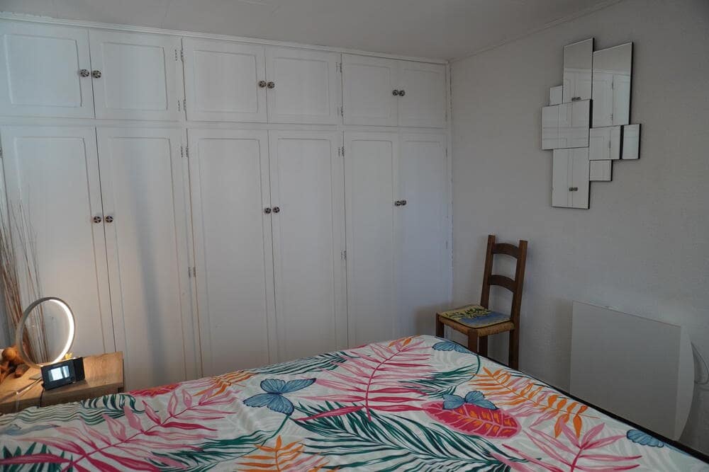 4 slaapkamer Halfvrijstaande villa te koop in L'Estartit met garage - € 260.000 (Ref: 8572991)