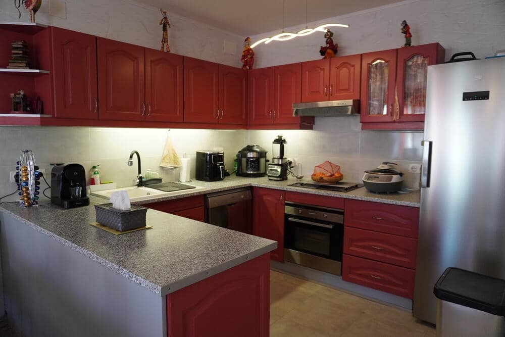 4 slaapkamer Halfvrijstaande villa te koop in L'Estartit met garage - € 260.000 (Ref: 8572991)