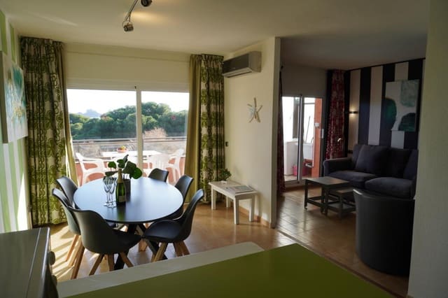 Apartamento de 2 habitaciones en L'Estartit, Torroella de Montgrí en venta con piscina - 259.000 € (Ref: 8639794)