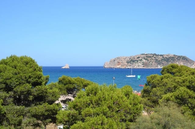 Apartamento de 2 habitaciones en L'Estartit, Torroella de Montgrí en venta con piscina - 259.000 € (Ref: 8639794)