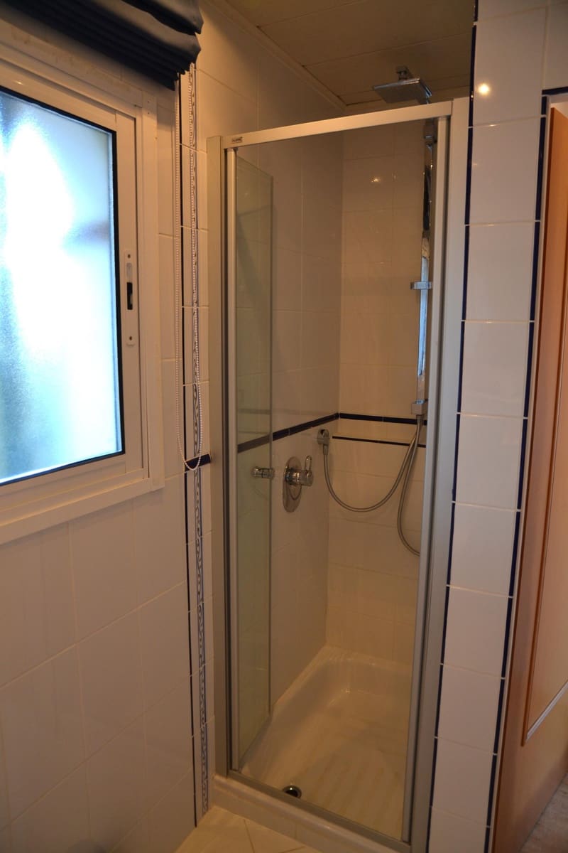 2 soveværelse Semi-Rækkehus til salg i L'Estartit med garage - € 295.000 (Ref: 8639818)