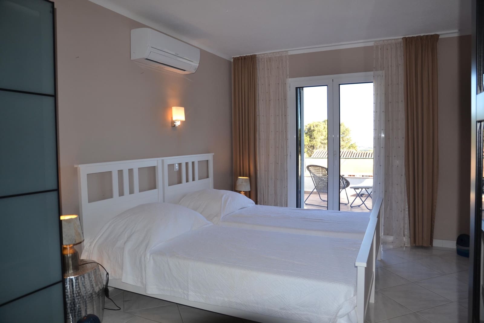 2 soveværelse Semi-Rækkehus til salg i L'Estartit med garage - € 295.000 (Ref: 8639818)