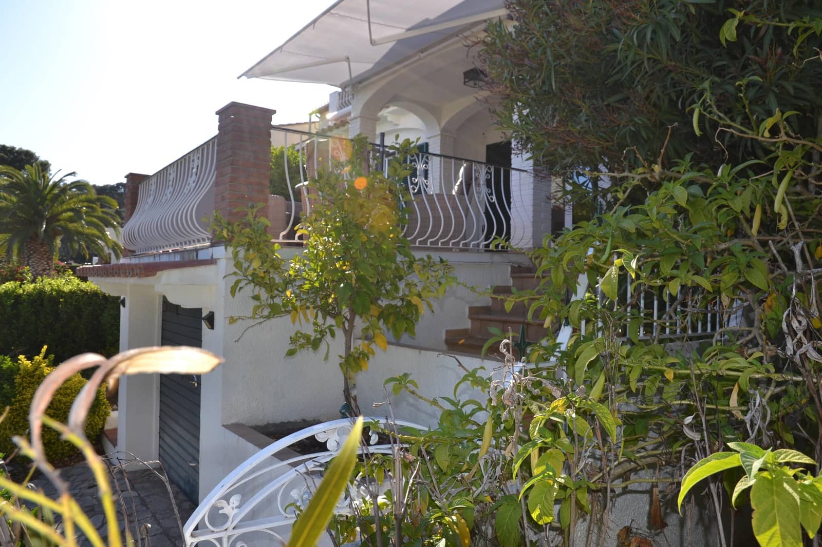 2 soveværelse Semi-Rækkehus til salg i L'Estartit med garage - € 295.000 (Ref: 8639818)