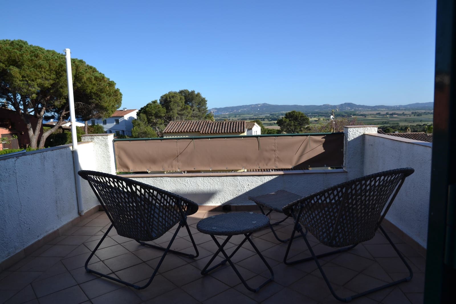 2 soveværelse Semi-Rækkehus til salg i L'Estartit med garage - € 295.000 (Ref: 8639818)