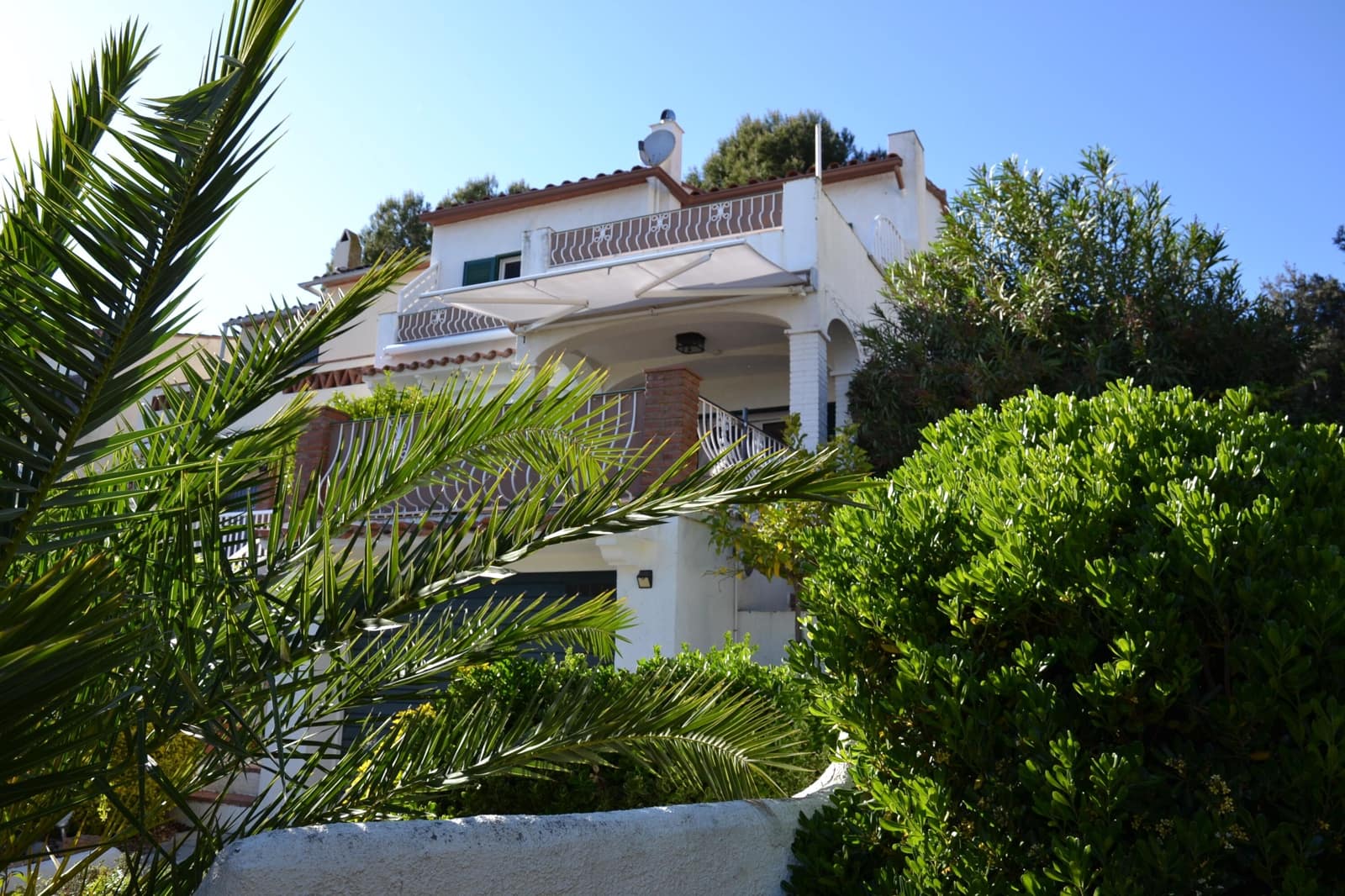 2 soveværelse Semi-Rækkehus til salg i L'Estartit med garage - € 295.000 (Ref: 8639818)