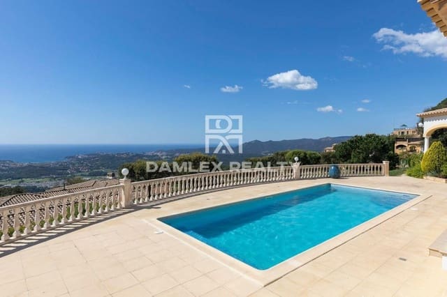 6 bedroom Villa for sale in Platja d'Aro, Castell-Platja d'Aro with pool - € 2,650,000 (Ref: 3758206)