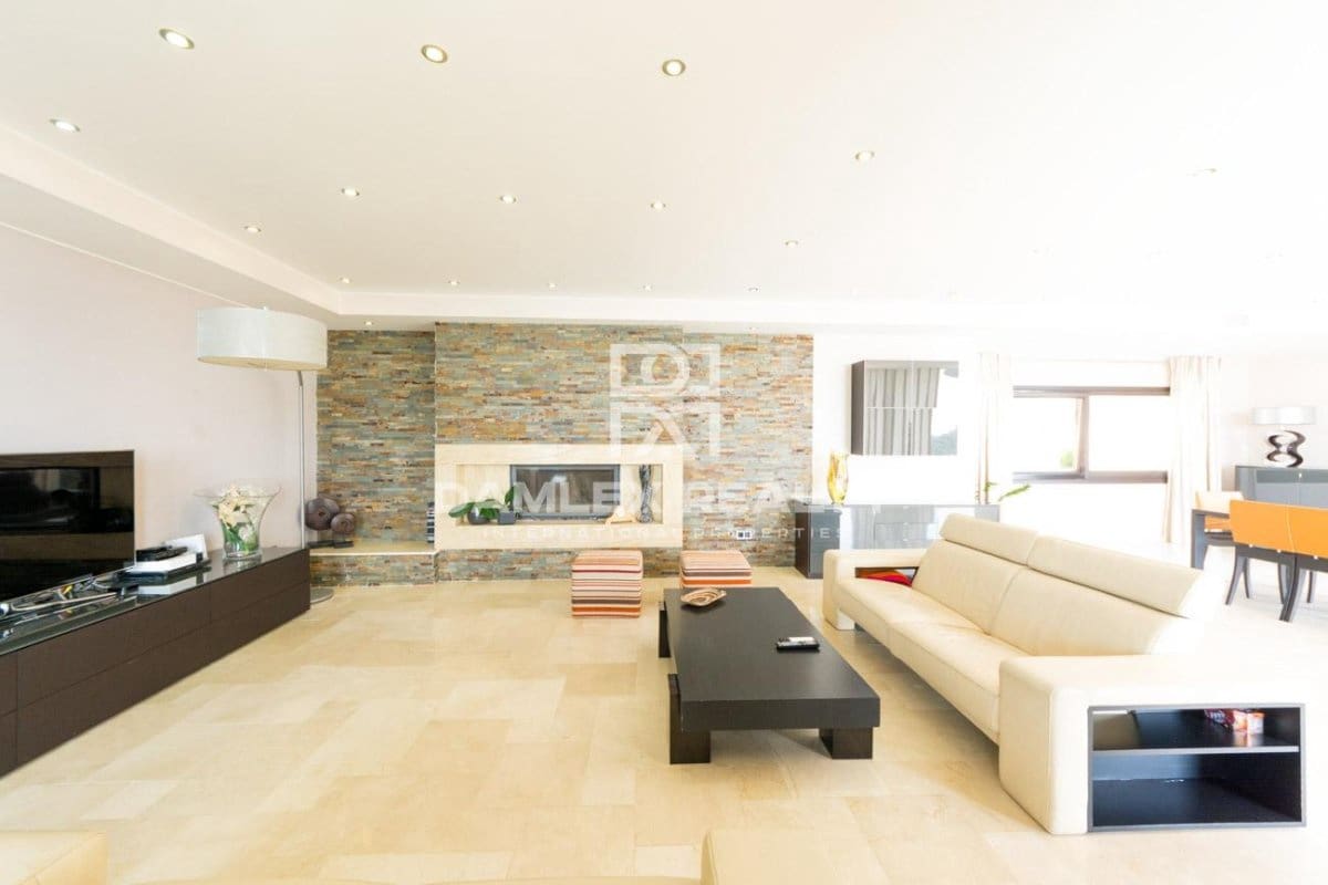 5 slaapkamer Villa te koop in Platja d'Aro met zwembad - € 2.100.000 (Ref: 3758208)