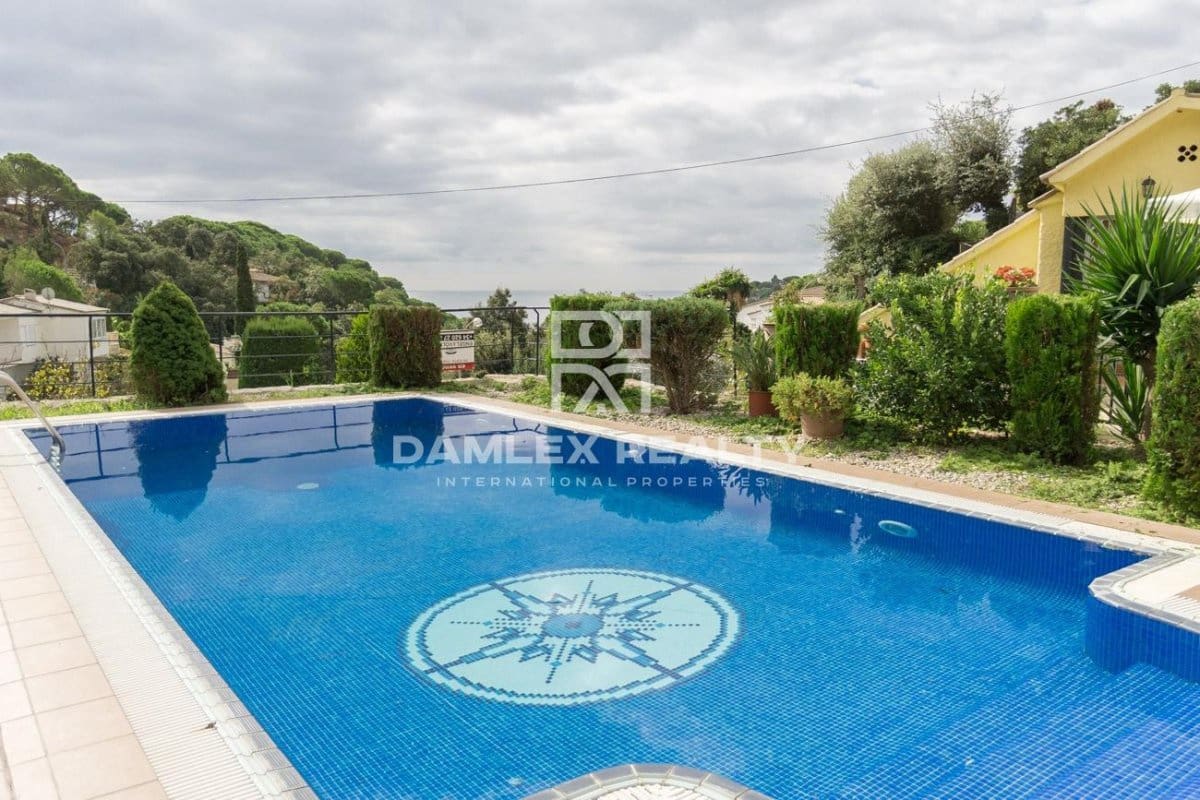 6 quarto Moradia para venda em Tossa de Mar com garagem - 899 000 € (Ref: 3758331)