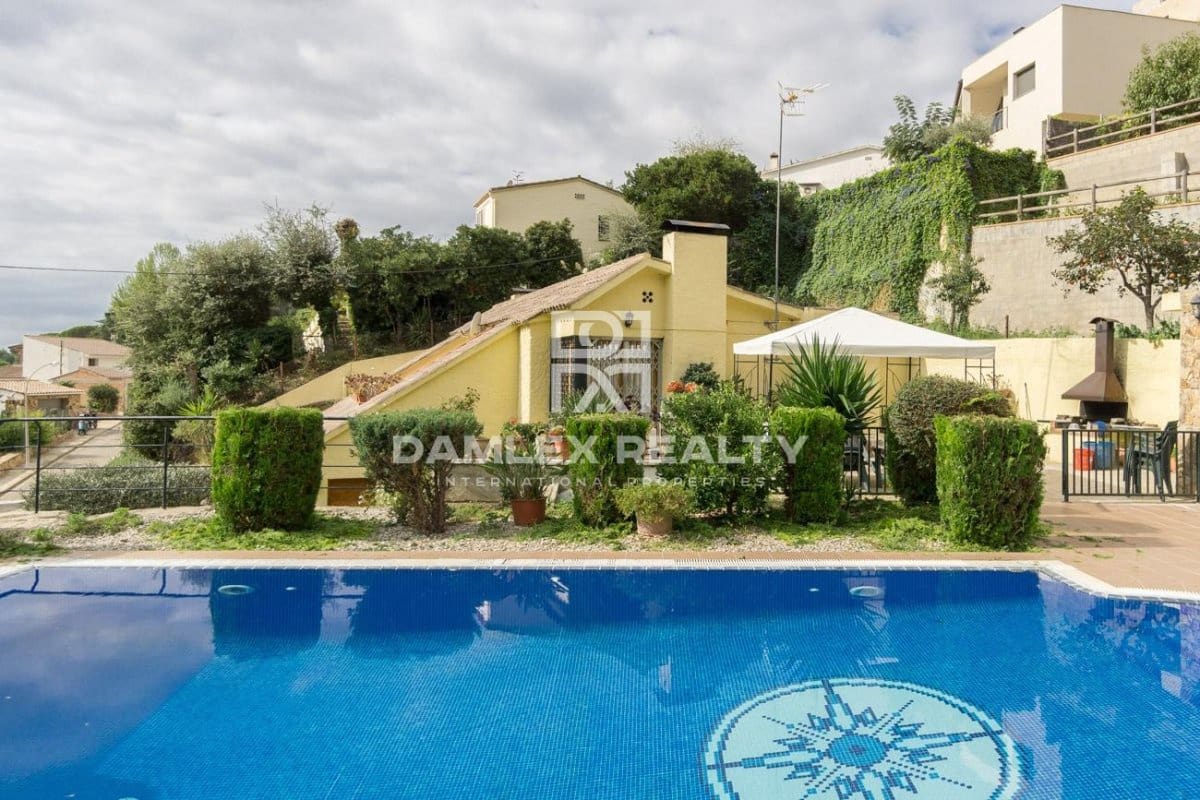 6 quarto Moradia para venda em Tossa de Mar com garagem - 899 000 € (Ref: 3758331)