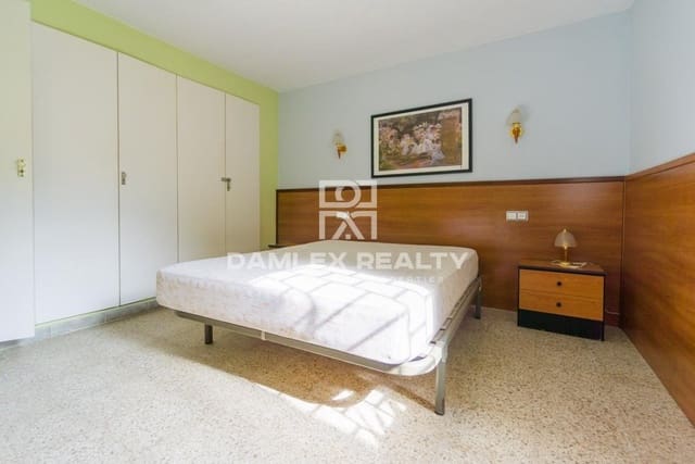 6 quarto Moradia para venda em Tossa de Mar com garagem - 899 000 € (Ref: 3758331)