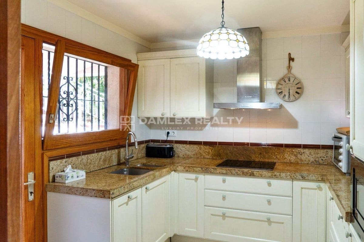 4 slaapkamer Villa te koop in Tossa de Mar met garage - € 1.100.000 (Ref: 3764291)