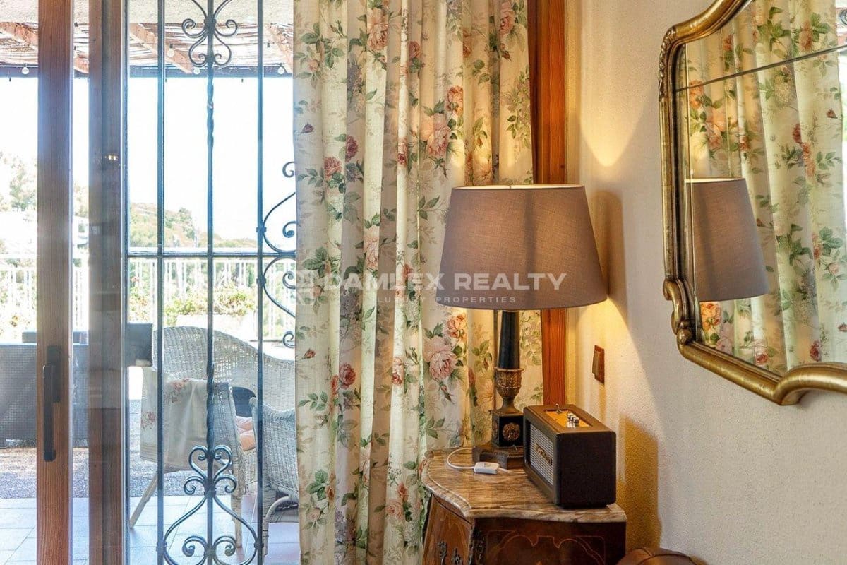 4 slaapkamer Villa te koop in Tossa de Mar met garage - € 1.100.000 (Ref: 3764291)