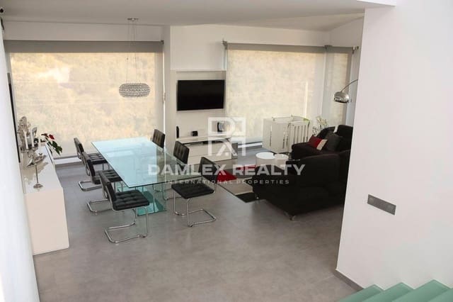 4 sypialnia Willa na sprzedaż w Platja d'Aro, Castell-Platja d'Aro - 895 000 € (Ref: 3803529)