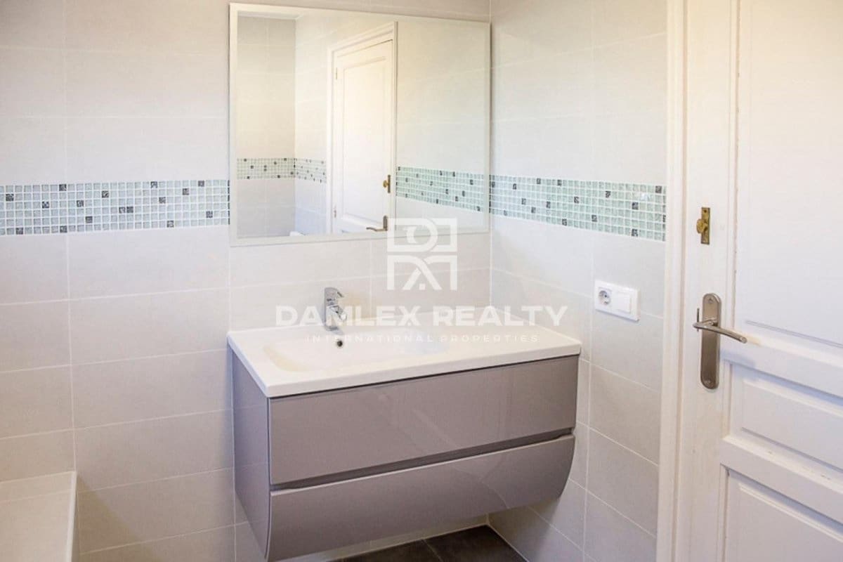 4 soveværelse Villa til salg i Sant Feliu de Guixols - € 750.000 (Ref: 3896836)