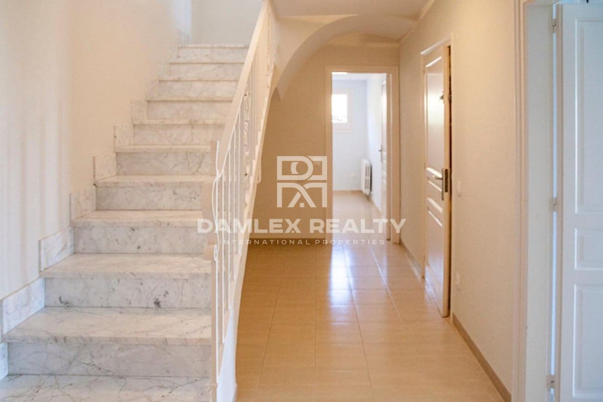 4 soveværelse Villa til salg i Sant Feliu de Guixols - € 750.000 (Ref: 3896836)