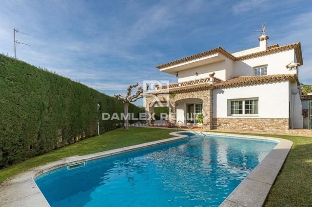 4 chambre Villa/Maison à vendre à Platja d'Aro, Castell-Platja d'Aro avec piscine - 1 600 000 € (Ref: 4367944)