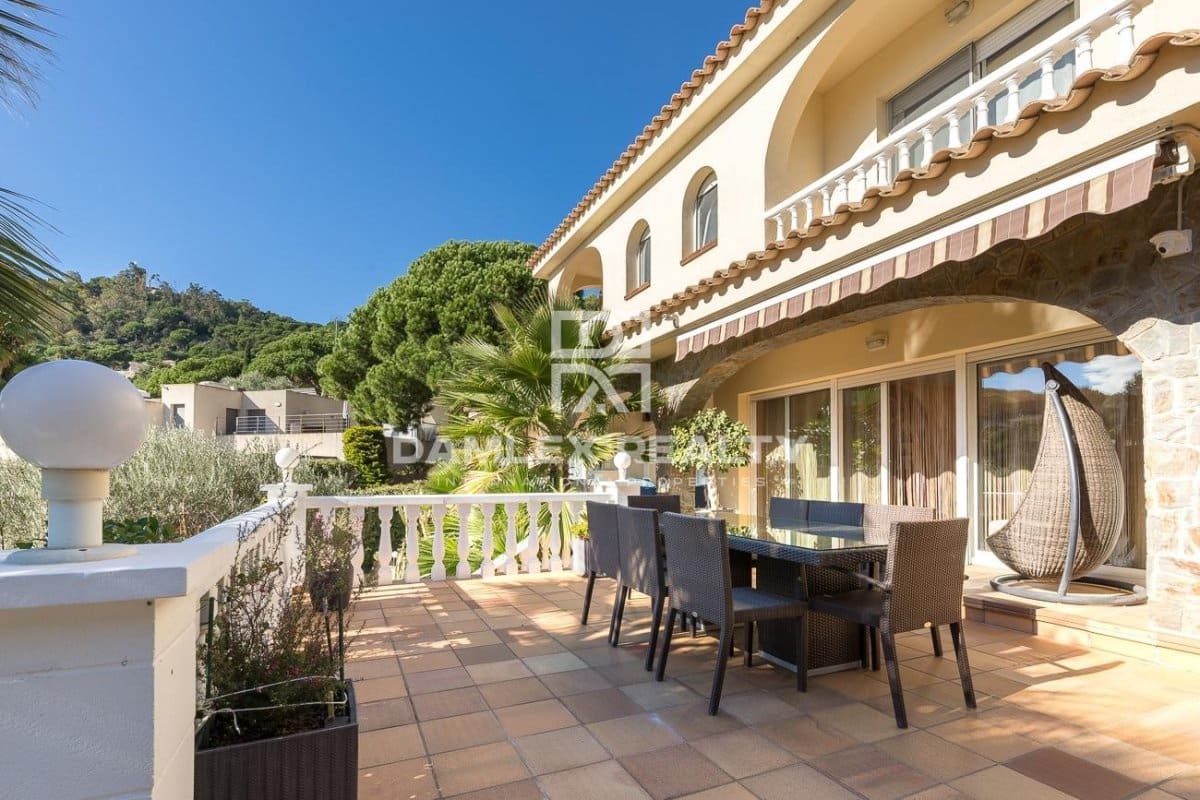4 soveværelse Villa til salg i Blanes med swimmingpool garage - € 1.250.000 (Ref: 4367972)