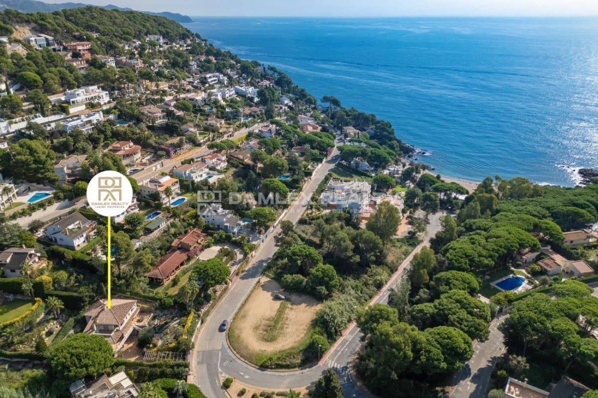 4 soveværelse Villa til salg i Blanes med swimmingpool garage - € 1.250.000 (Ref: 4367972)