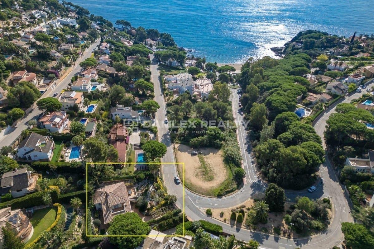 4 soveværelse Villa til salg i Blanes med swimmingpool garage - € 1.250.000 (Ref: 4367972)