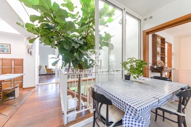 6 slaapkamer Villa te koop in Blanes met garage - € 1.600.000 (Ref: 4388596)