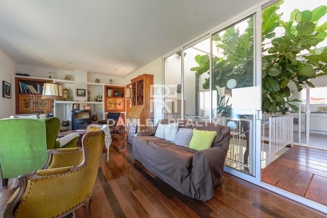 6 slaapkamer Villa te koop in Blanes met garage - € 1.600.000 (Ref: 4388596)