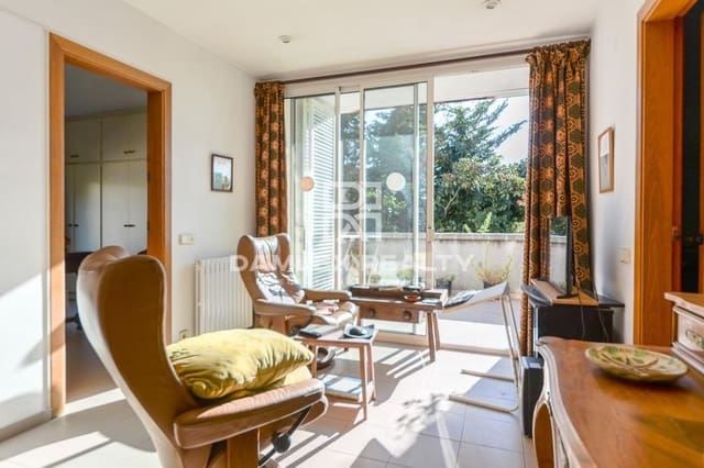 6 slaapkamer Villa te koop in Blanes met garage - € 1.600.000 (Ref: 4388596)