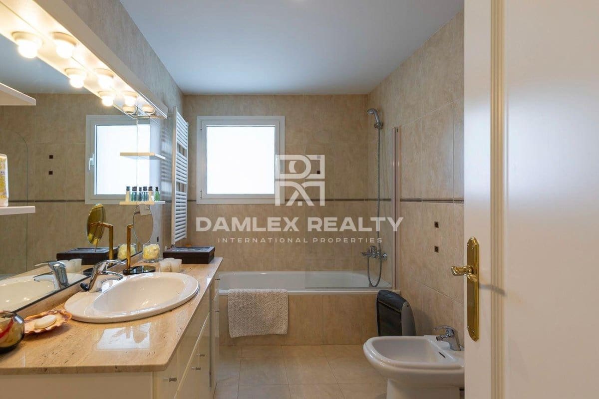 3 sypialnia Willa na sprzedaż w Platja d'Aro z basenem - 996 000 € (Ref: 4388613)