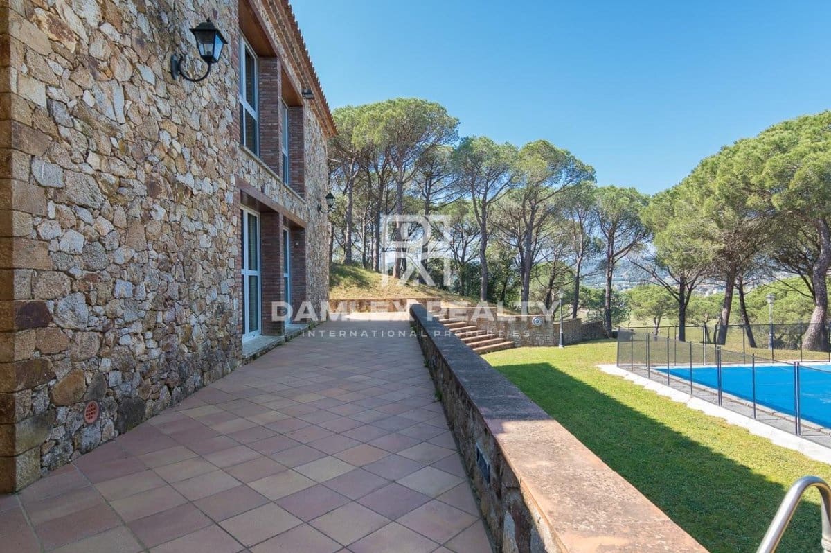 4 slaapkamer Villa te koop in Calella de Palafrugell met zwembad - € 1.800.000 (Ref: 4511137)