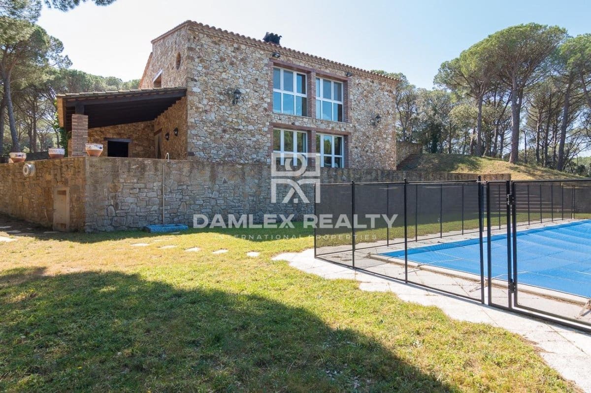 4 slaapkamer Villa te koop in Calella de Palafrugell met zwembad - € 1.800.000 (Ref: 4511137)