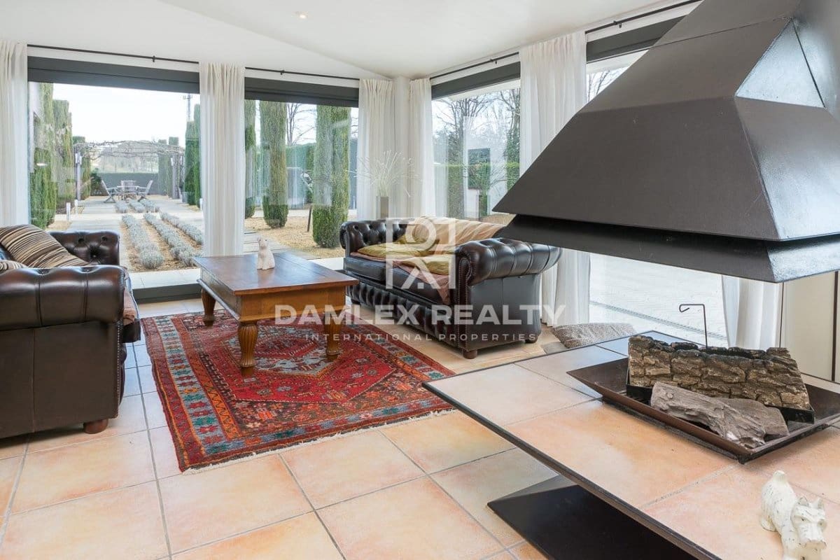 4 soveværelse Villa til salg i Caldes de Malavella med swimmingpool - € 595.000 (Ref: 4524492)